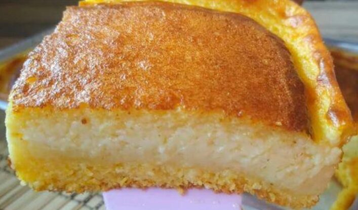 Bolo de fubá com queijo